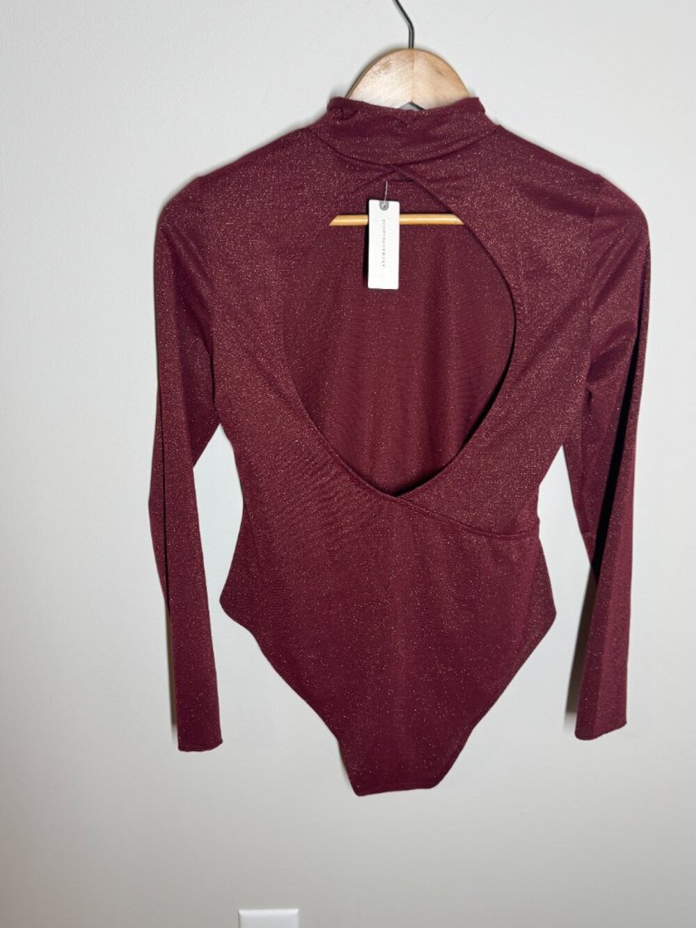 NWT Daily Practice by Anthropologie Shimmer Open-Back Bodysuit Plum Sz. S - Picture 3 of 6